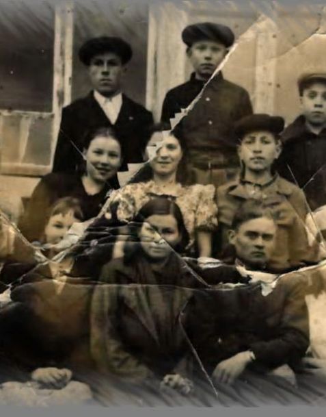 Учащиеся неполной средней школы с.Ира,1941-1945 гг.