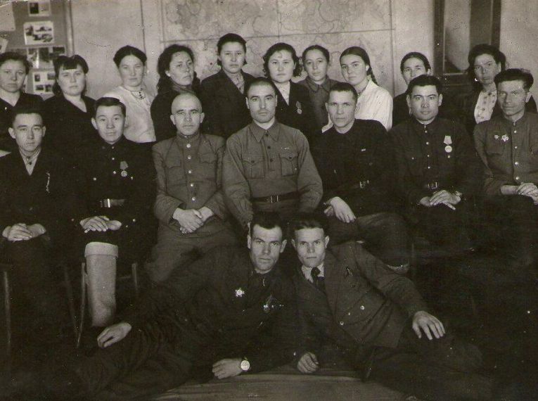 Работники Зианчуринского райкома КПСС, 1945 г.