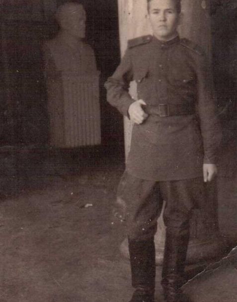 Мисхат Рахимов, уроженец д.Н.Янзигит, Украина 1944 -й г.