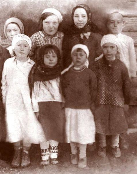 Дети д. Ишкарово, 1942 г.