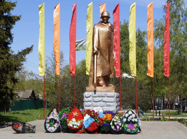 Памятник «Неизвестному солдату», с.Давлеканово