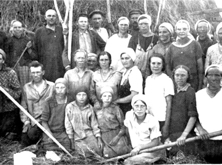 Сенокос с участием детей и подростков, Аскинский район, 1941-1945 гг.