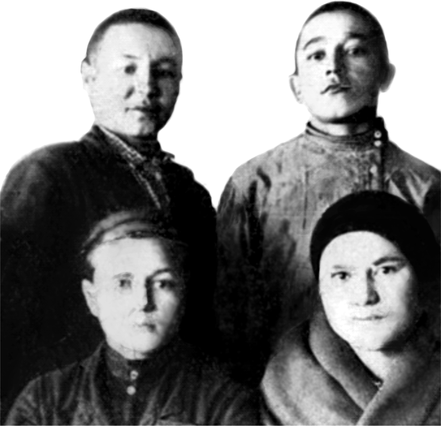 Члены фотокружка Учалинской средней школы, п.Учалы, 1941 г.