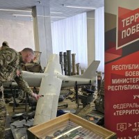 "Барыhы ла Еңеү өсөн! Всё для Победы!"