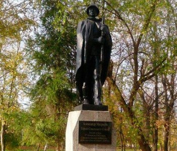 Памятник Герою Советского Союза А.М.Матросову