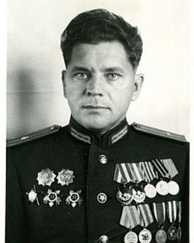 Иван Сотников